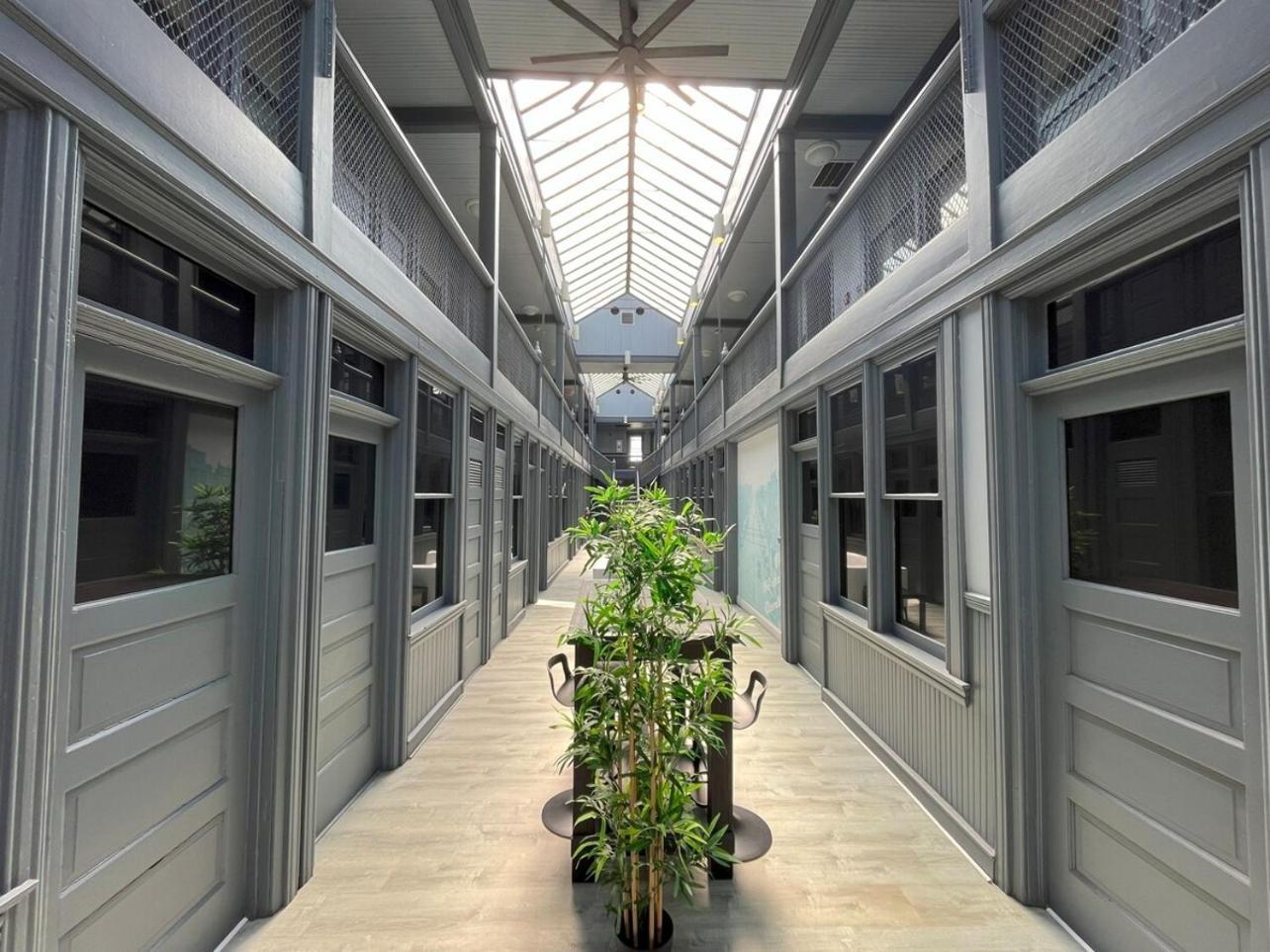Local Modern Getaway - Ground Floor Appartement Cleveland Buitenkant foto