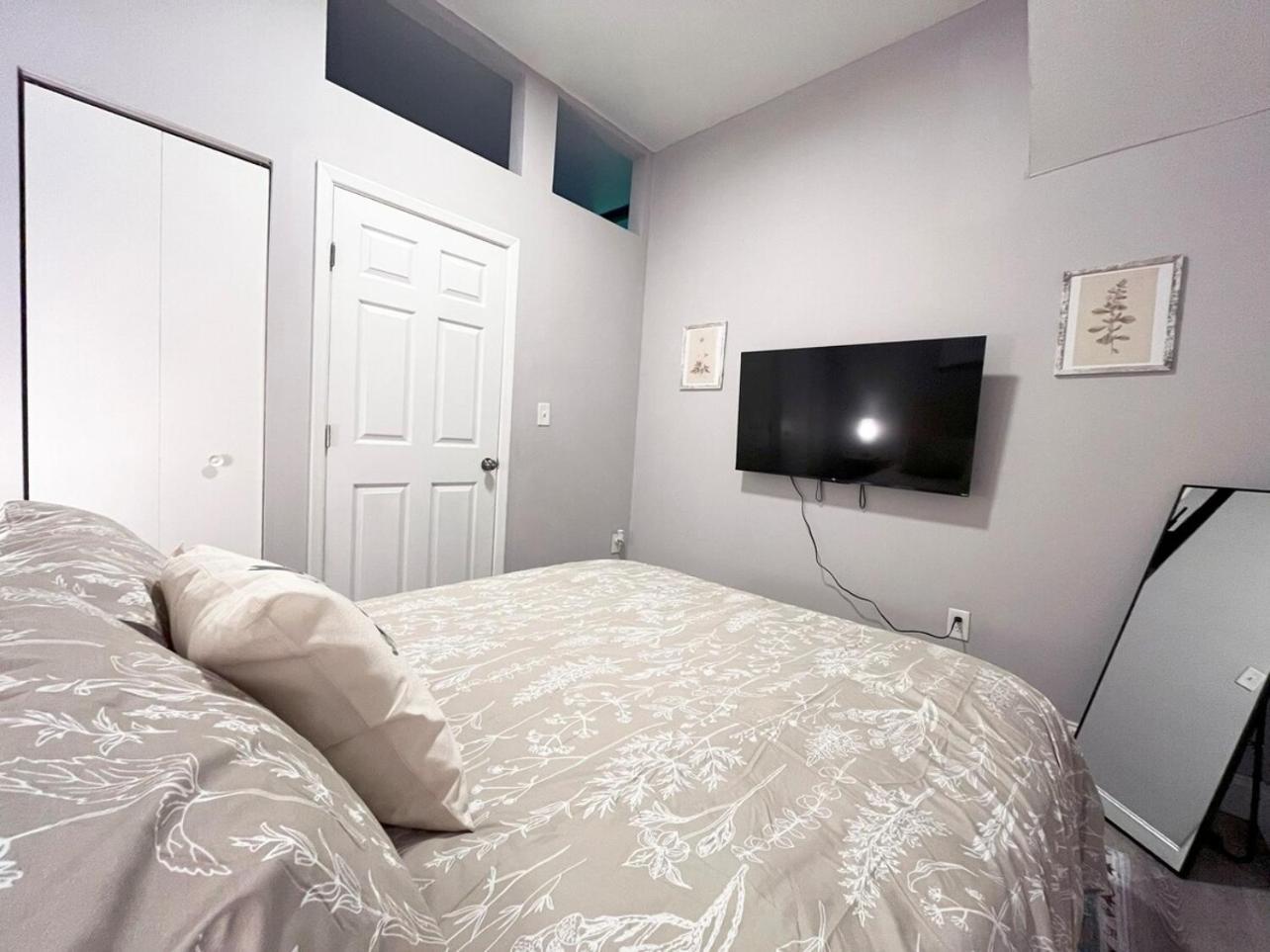 Local Modern Getaway - Ground Floor Appartement Cleveland Buitenkant foto