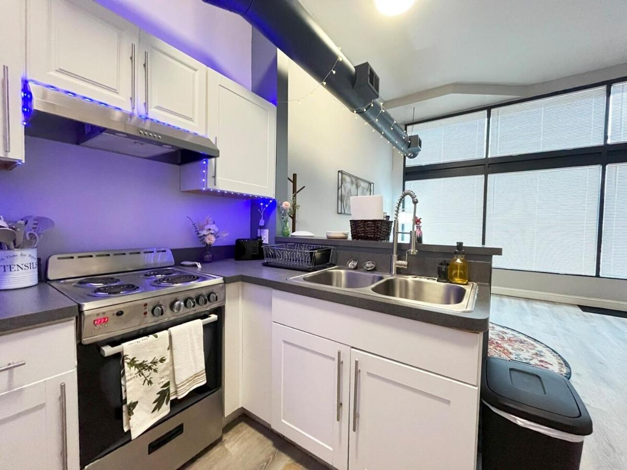 Local Modern Getaway - Ground Floor Appartement Cleveland Buitenkant foto