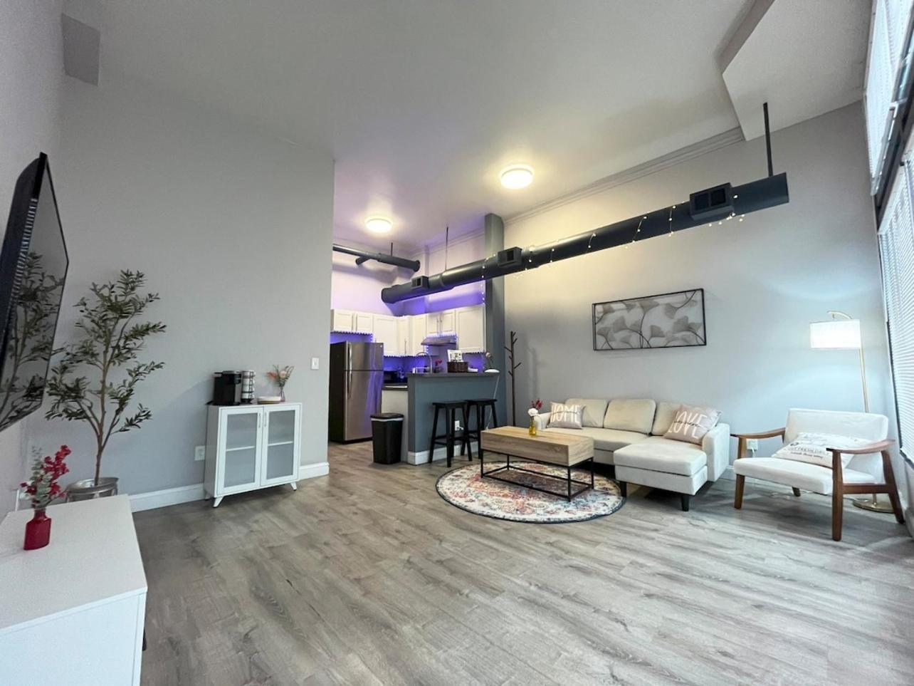 Local Modern Getaway - Ground Floor Appartement Cleveland Buitenkant foto